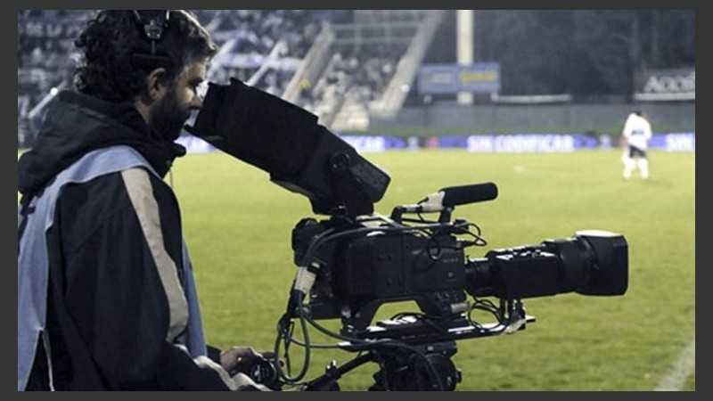 El nuevo esquema de fútbol pago se presente de a poco.