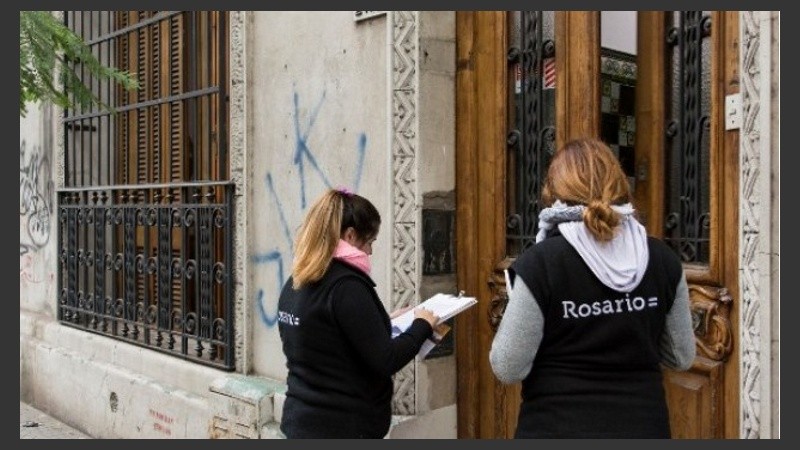 La iniciativa apunta a reacondicionar los frentes dañados por grafittis. 