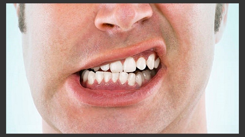 Se trata de un hábito de causa multifactorial.