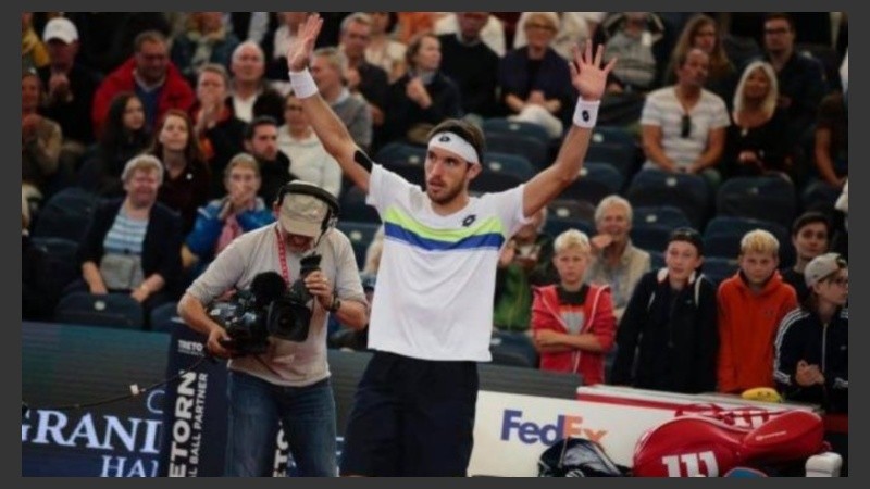 Yacaré Mayer festeja el pase a la final en Hamburgo.