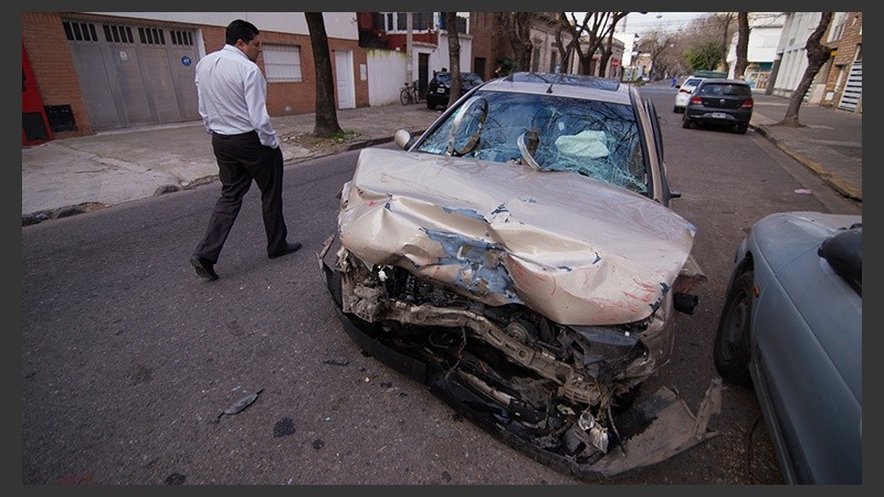 El Renault Laguna que provocó la muerte de Andrés Muñoz. 