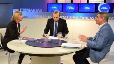 El debate fue de casi una hora.