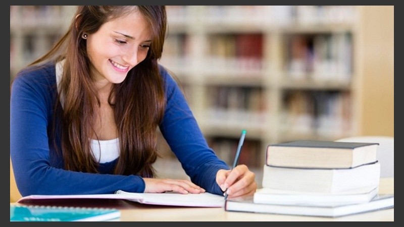 El diploma que avala una graduación no garantiza el desempeño de una persona en un ámbito de trabajo.