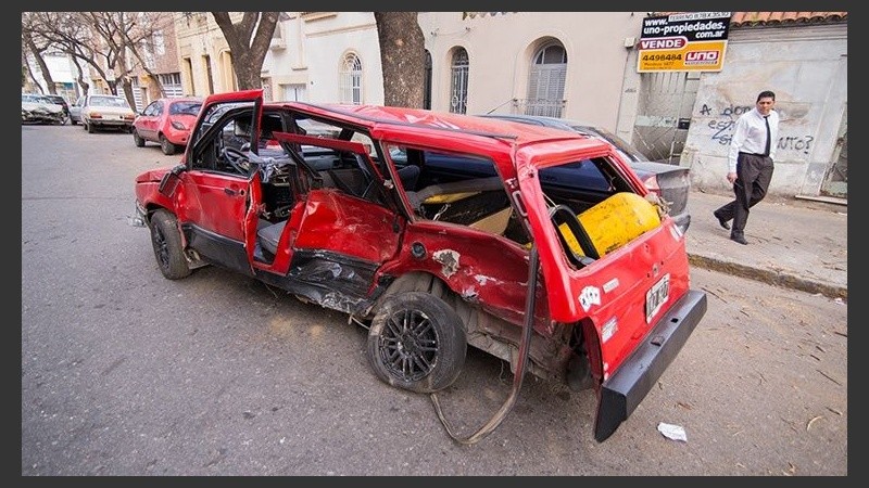 Así quedó el auto del hombre que falleció el 29 de julio pasado.