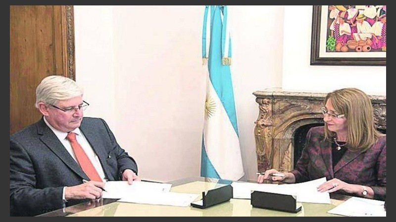 Los procuradores Gils Carbó y Janot.