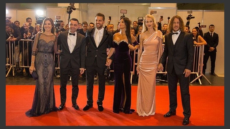 Los jugadores del Barcelona en la alfombra roja del City Center.