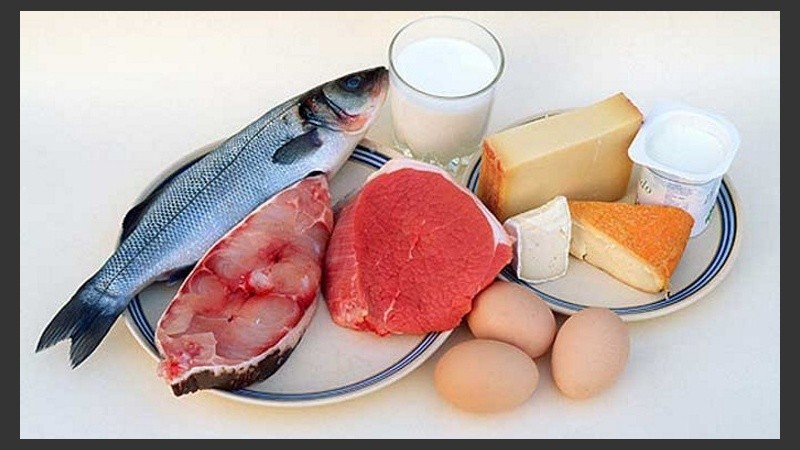 Las carnes  son la fuente de hierro de alta absorción más importante que tenemos y junto a los huevos brindan proteínas de muy buena calidad nutricional.
