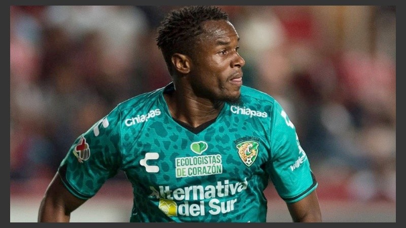 Leal viene de Jaguares de Chiapas.