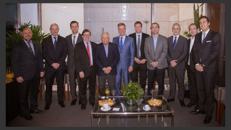 Todos los participantes de la concurrida conferencia. 