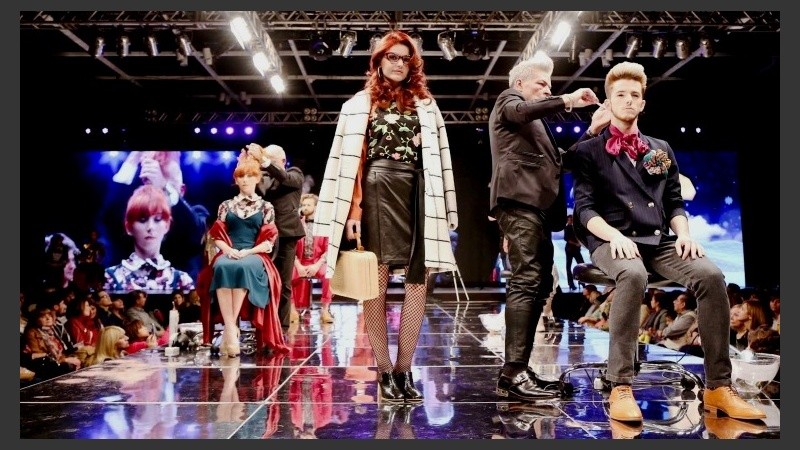 El evento reúne a las figuras más importantes de la moda del país.