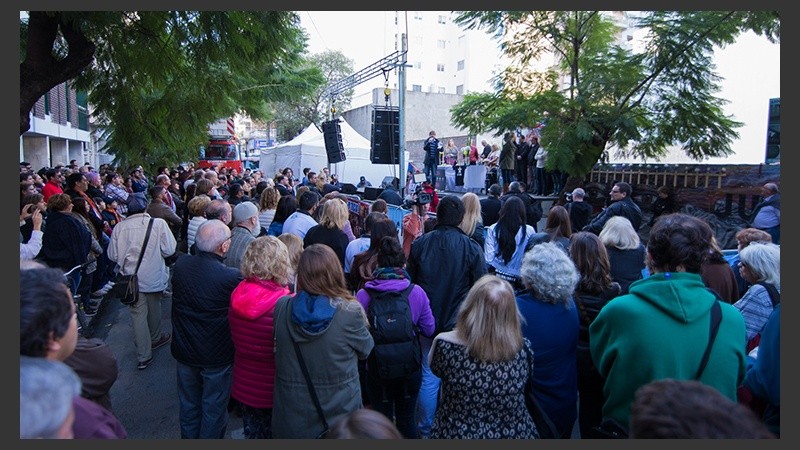 Rosarinos en Salta 2141 presentes en el acto.