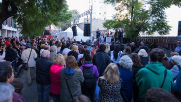 Rosarinos en Salta 2141 presentes en el acto.