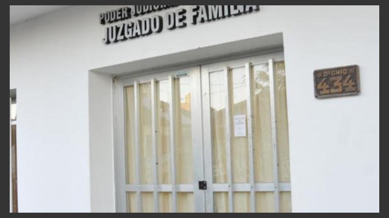 El juzgado de Familia de San Lorenzo dio la particular adopción. 