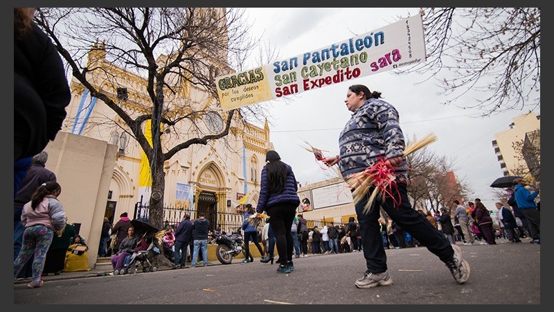Buenos Aires al 2100. Lugar de fe para pedir y agradecer por trabajo este 7 de agosto.