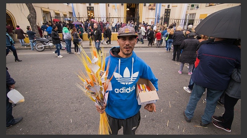 Vendedores se pudieron ver durante todo el día.