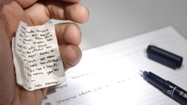 "Era un papelito con palabras claves, no un machete", dijo un docente.