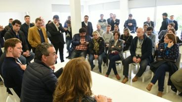 Javkin empezó el cierre de campaña en zona sur.