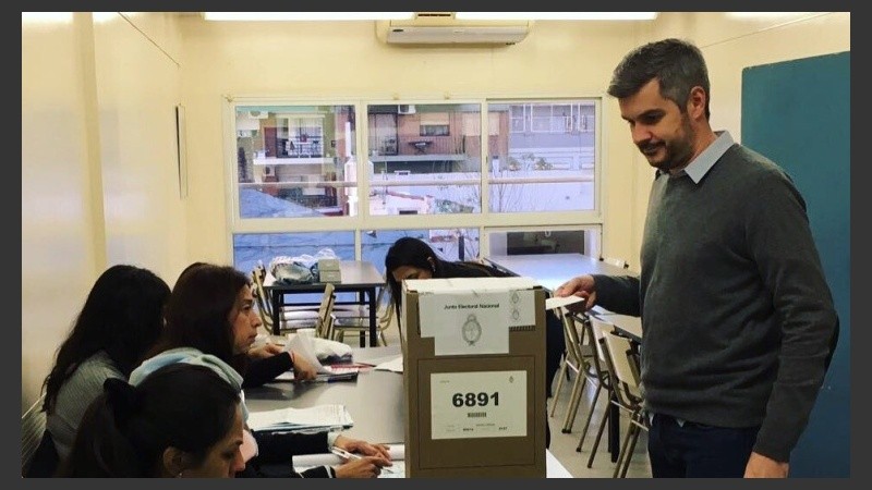 El jefe de Gabinete votando en Buenos Aires. 