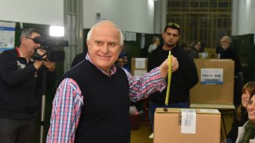 "En Santa Fe la elección se desarrolló con absoluta normalidad", dijo el mandatario provincial.