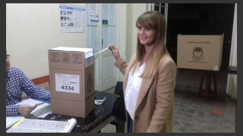 Amalia votó en Rosario y se fue a esperar el resultado en un hotel céntrico.