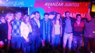 El festejo del oficialismo en la ciudad de San Lorenzo.