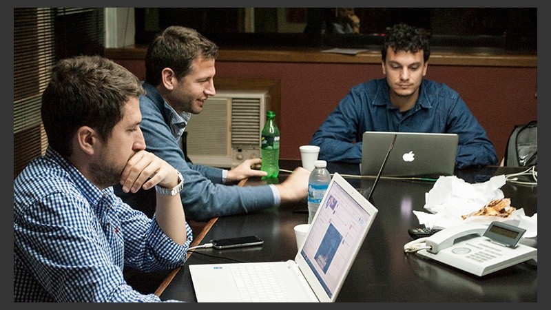 El equipo que intervino en las redes sociales.