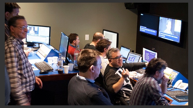 Mucho trabajo en el control de El Tres.