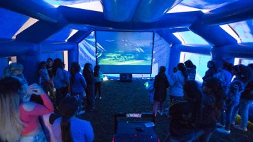 Los chicos disfrutaron en las instalaciones de Televisión Litoral.