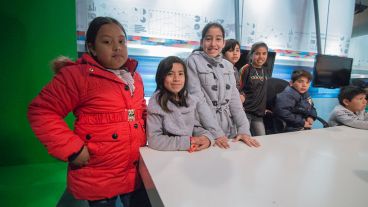 Los chicos disfrutaron en las instalaciones de Televisión Litoral.