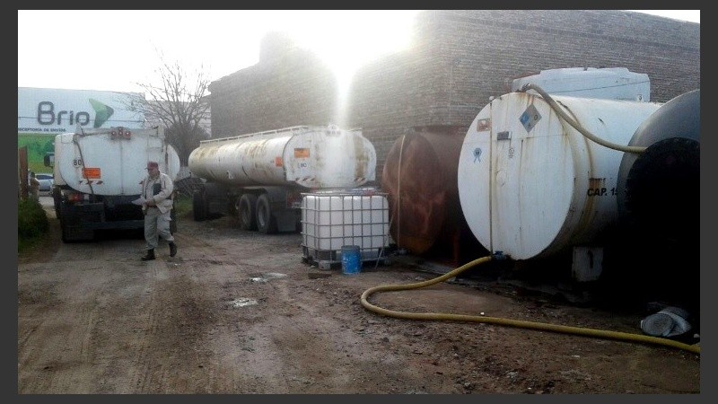 El predio tiene dos ingresos, uno de ellos a 50 metros de una escuela.