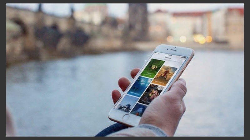 El sistema permite ver mapas, fotos y demás información turística, como tours y excursiones.
