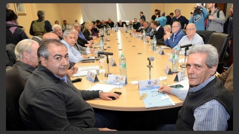 El cónclave se llevó a cabo en horas de la tarde.