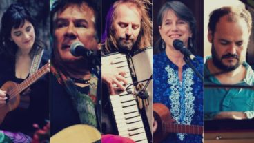 Georgina Hassan, Víctor Heredia, Chango Spasiuk, Cecilia Todd y Carlos Aguirre.