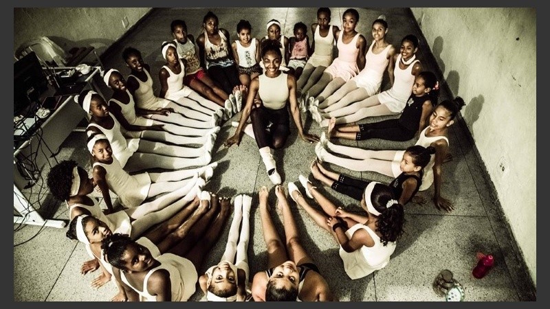 “La danza cumple el papel de guiarme por el camino correcto