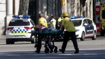 Víctimas: 14 muertos y 131 personas afectadas por el atentado.