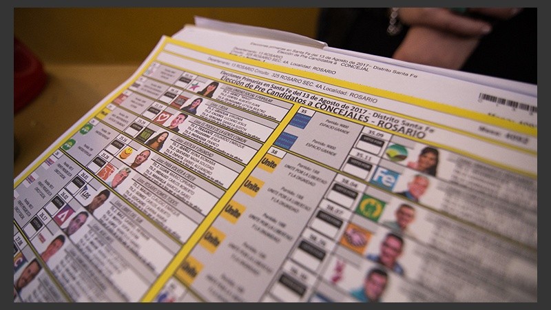 La medida estimularía la multiplicación de listas. En Rosario hubo 43 en las Paso.