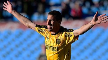 La Fiera arrancó derecho en Uruguay.