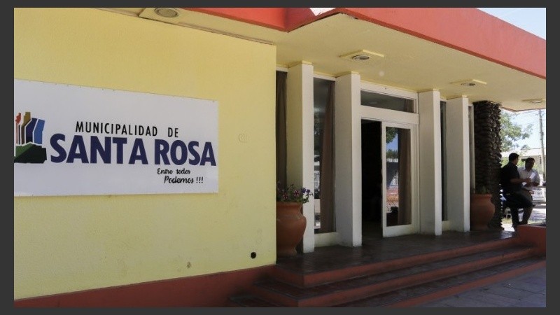 La normativa obligaba al municipio a reemplazar cualquier cargo vacante con un familiar directo del empleado jubilado o fallecido.