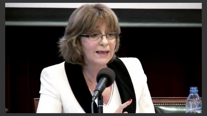 El macrismo quiere afuera de su cargo a Gils Carbó.