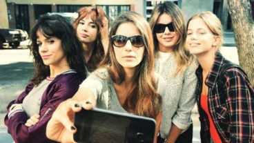 "Sé que seguiré viendo a Las Estrellas. Quererlas es algo que me surge naturalmente, manejamos el mismo lenguaje", dijo Natalie sobre sus compañeras.