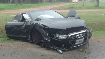 Así quedó el auto de Matías Messi.