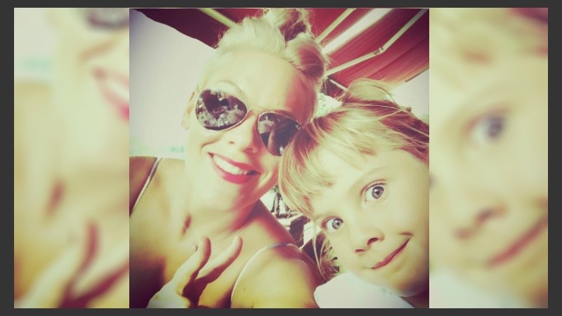 Pink es mamá de Willow y el bebé Jameson.