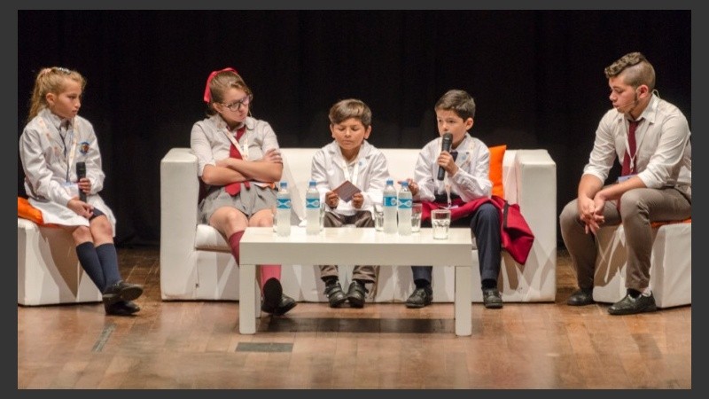Comunidades de Aprendizaje de Corrientes, Salta y Santa Fe participaron del IV Foro, en Rosario.