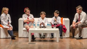 Comunidades de Aprendizaje de Corrientes, Salta y Santa Fe participaron del IV Foro, en Rosario.