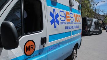 Médicos del Sies le hicieron curaciones al mordido por el perro.