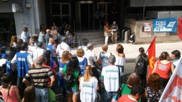 El juicio a los ex policías entra en etapa de alegatos.