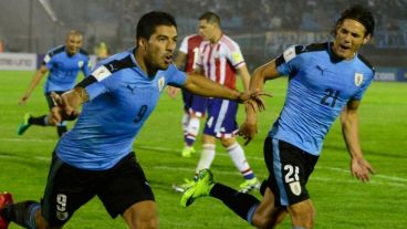 Uruguay-Paraguay, partido crucial.