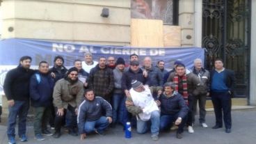 Los trabajadores, en una de las marchas para pedir soluciones.
