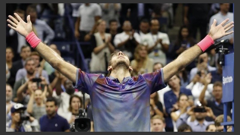 Del Potro, que alcanzó la semana pasada las semifinales del Masters 1000 de Shanghai, pasó del puesto 23 al 19