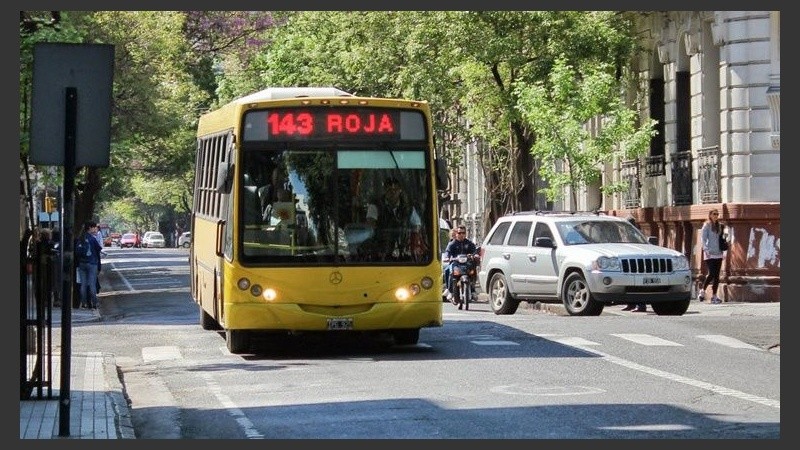 El conductor trabajaba en la línea 143 de transporte.